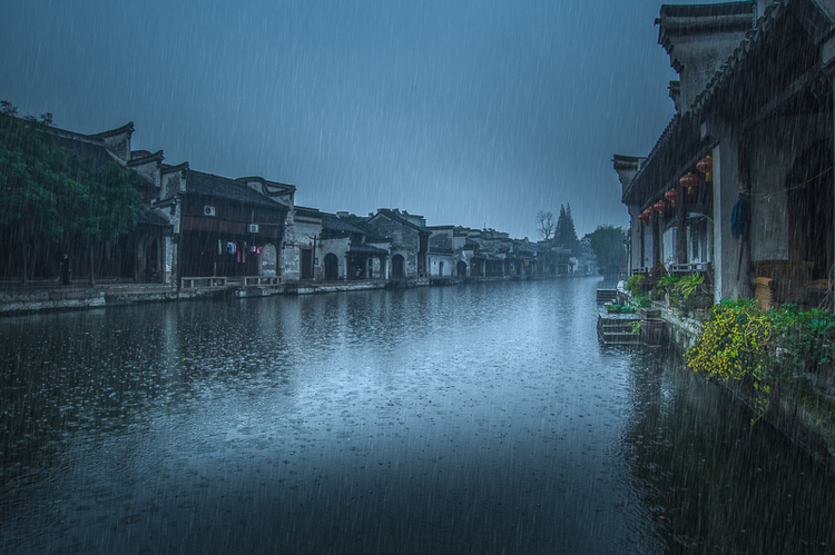 听听那冷雨